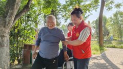 开封90后刘聪聪:用点滴善举 坚守公益初心